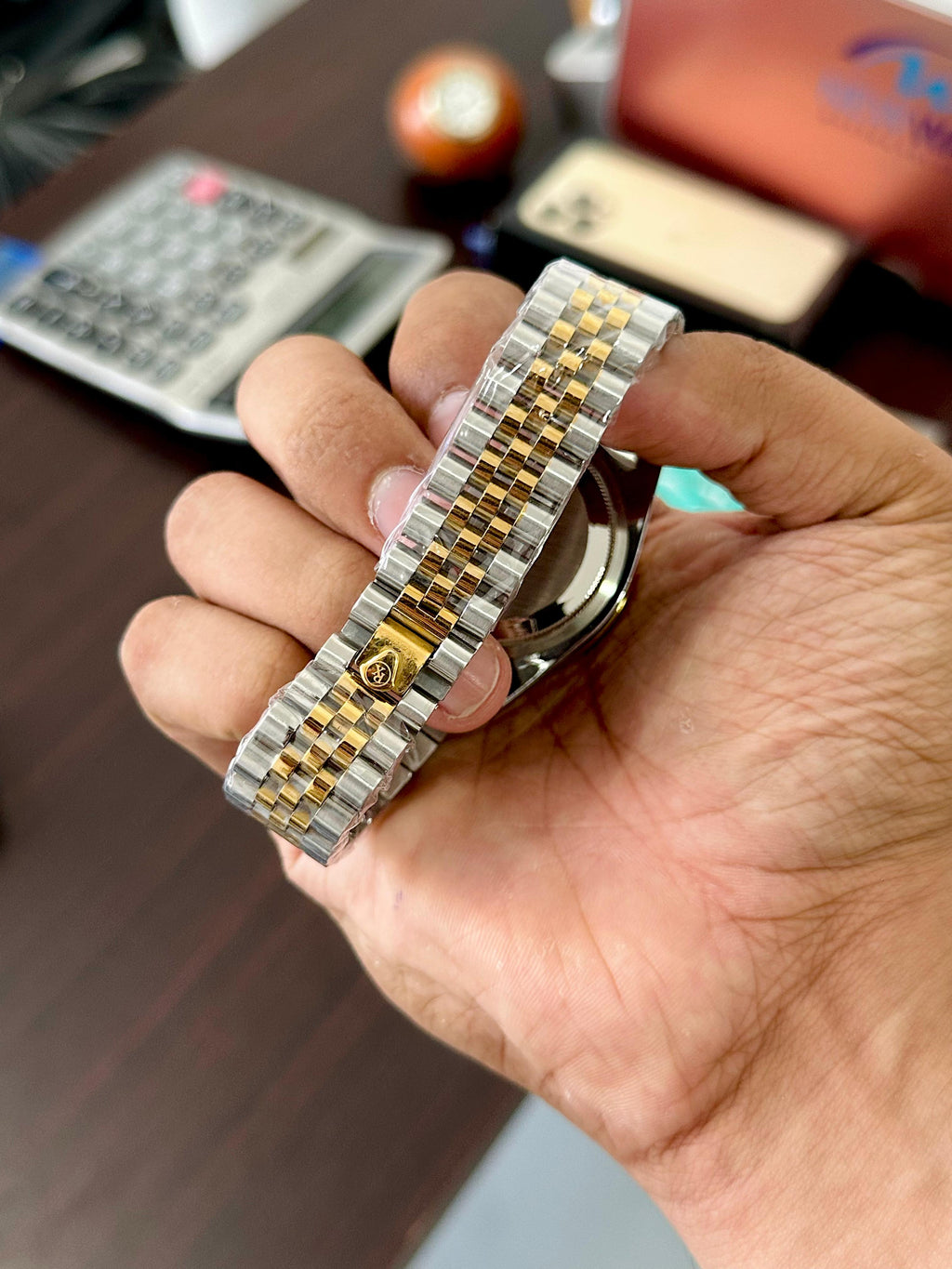 VOXX watch| ALLOW TO OPEN – CHECK BEFORE PAYMENT!